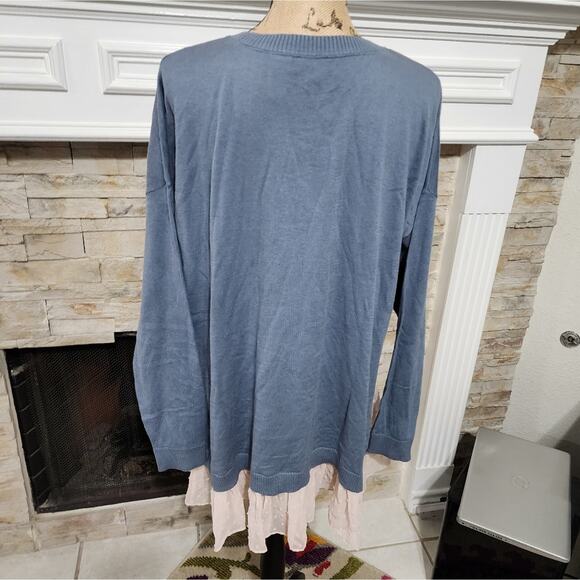 LOGO Lori Goldstein tunic length blue and pink lace trimmed sweater plus size 1X - Picture 6 of 6